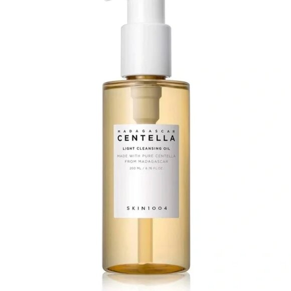 SKIN1004 Madagascar Centella Light Cleansing Oil (6.76 Fluid Ounce) - Picture 2 of 4